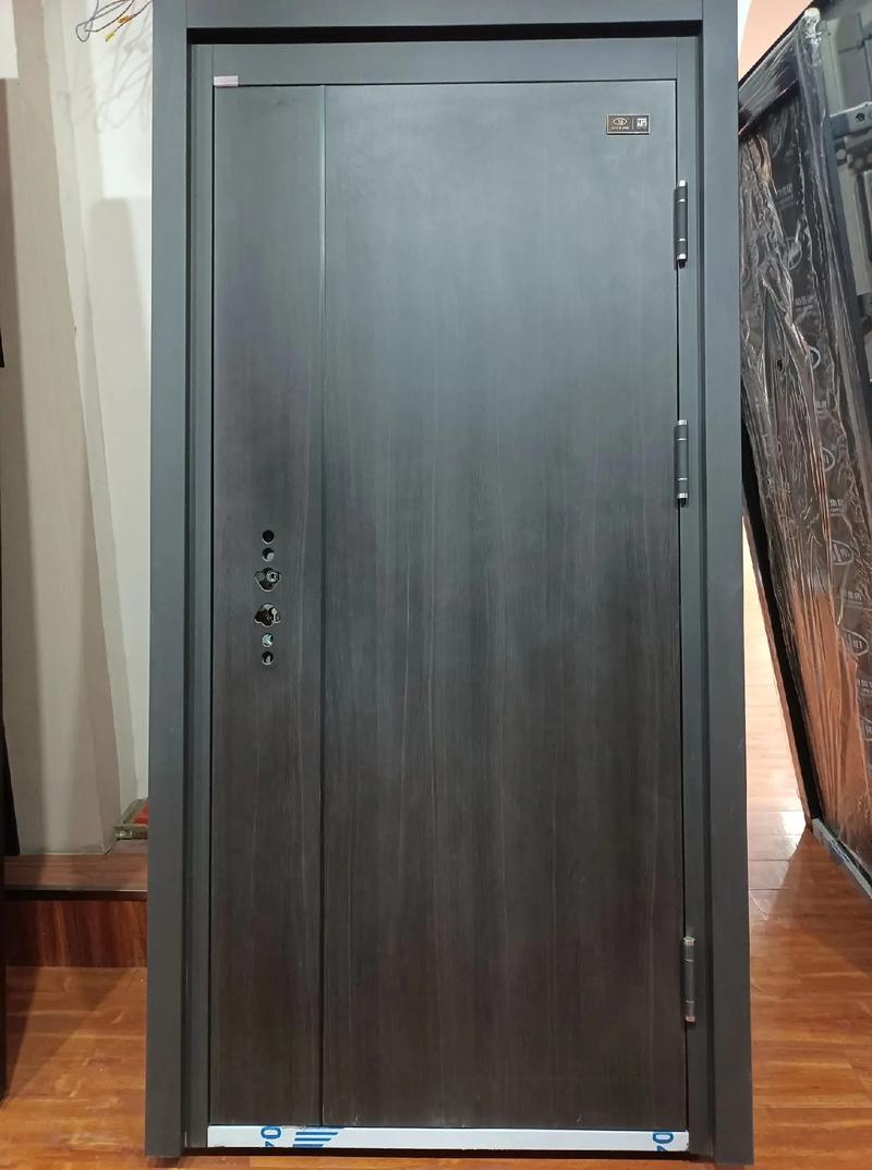 金桥步阳防盗门门市处理一批样品防盗门,方向尺寸合适有需要的价 - 抖